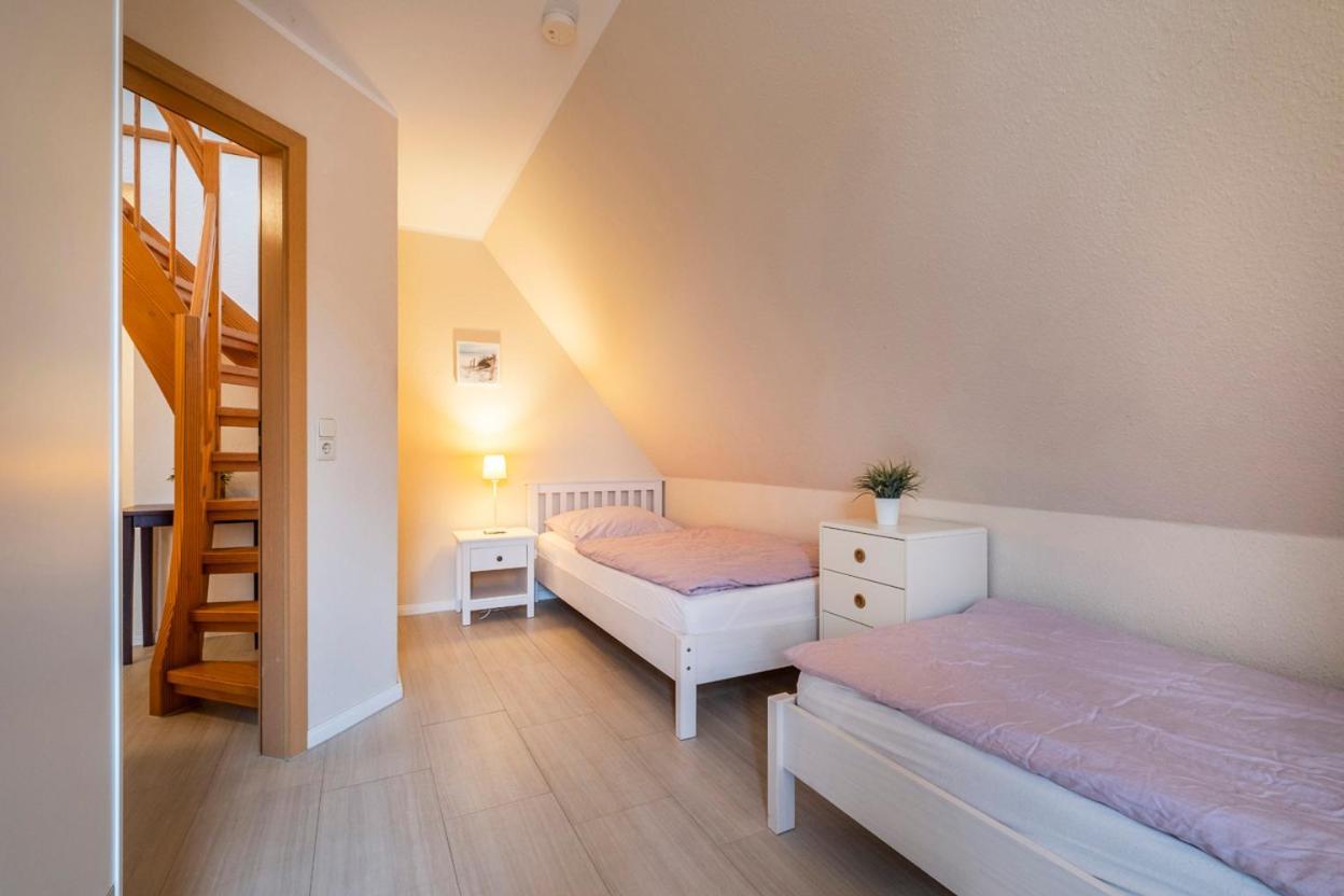 Ferienhaus Wiesenblick, Familie Creutz Санкт-Петер-Ординг Экстерьер фото